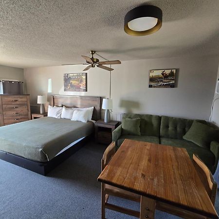Silver Rapids Lodge & Campground Ely Extérieur photo