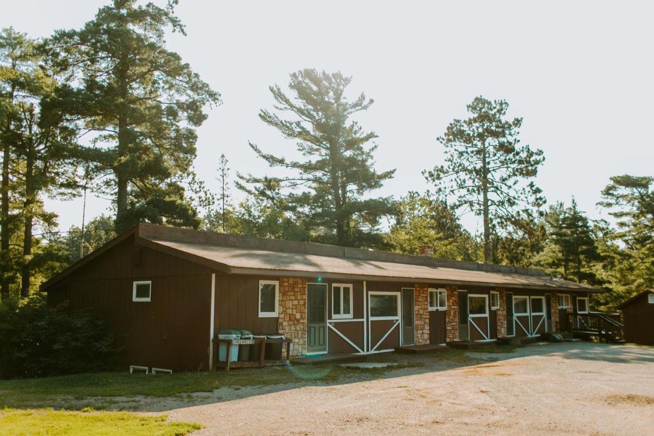 Silver Rapids Lodge & Campground Ely Extérieur photo