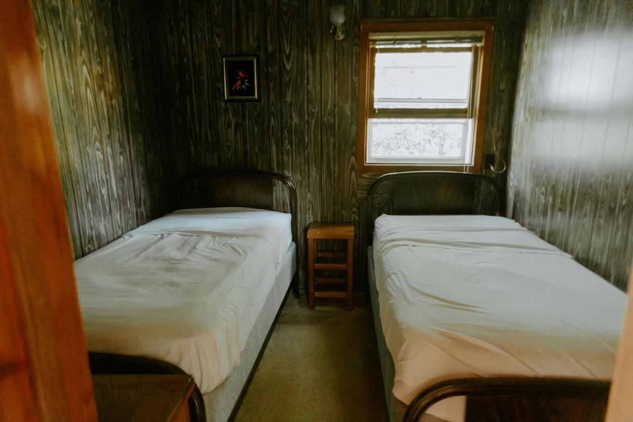 Silver Rapids Lodge & Campground Ely Extérieur photo