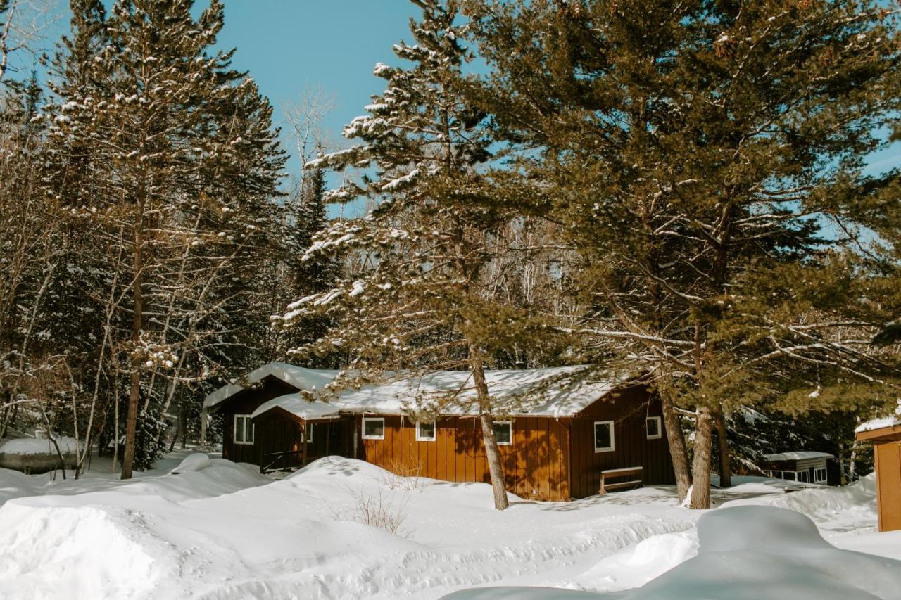 Silver Rapids Lodge & Campground Ely Extérieur photo
